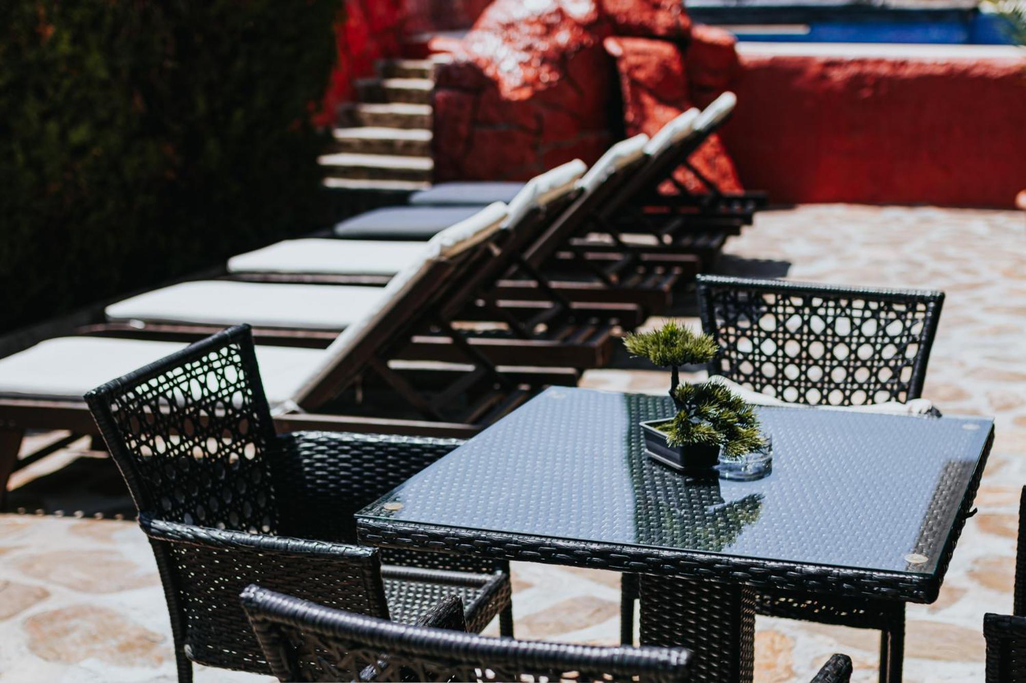 Red Iguana Hotel Sveti Vlas Exterior foto