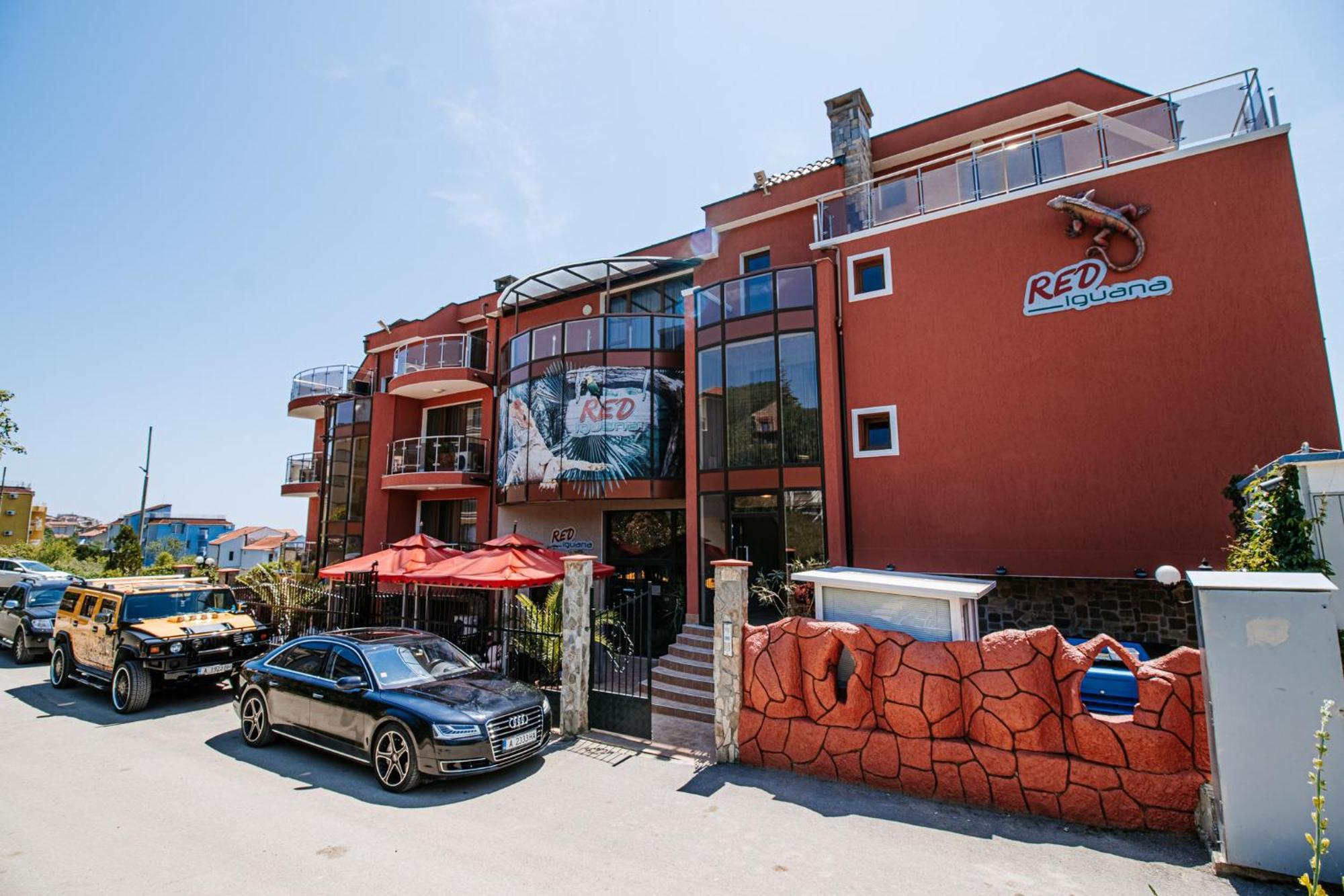 Red Iguana Hotel Sveti Vlas Exterior foto