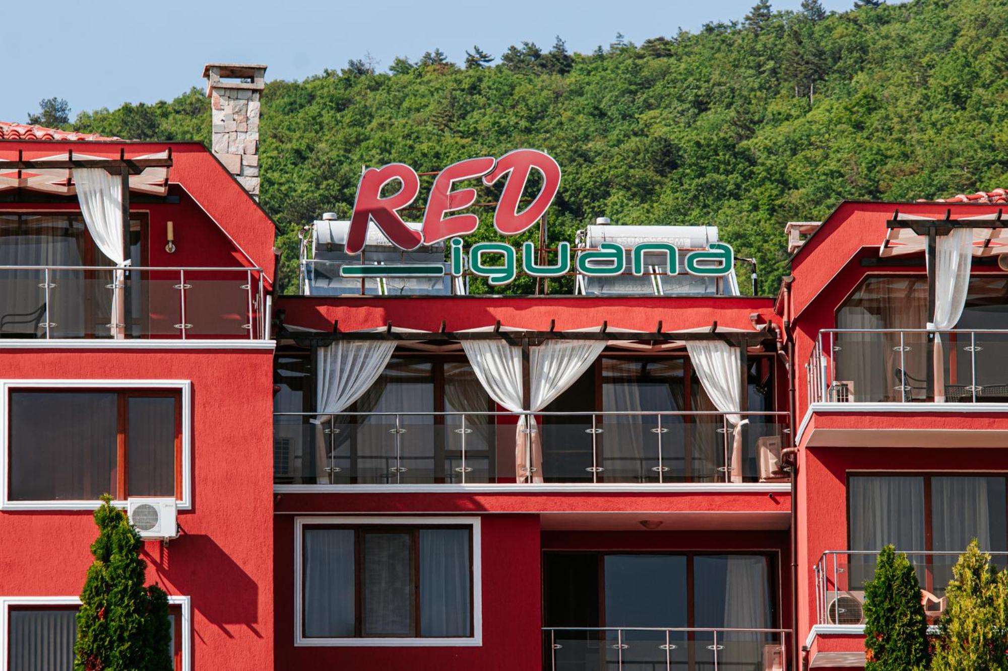 Red Iguana Hotel Sveti Vlas Exterior foto